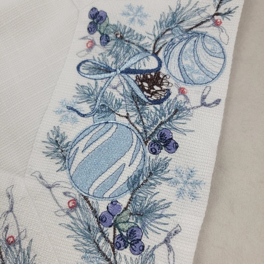 NWT Edelvika beautiful embroidery tassle table runner (small)‎ blue, pinecone